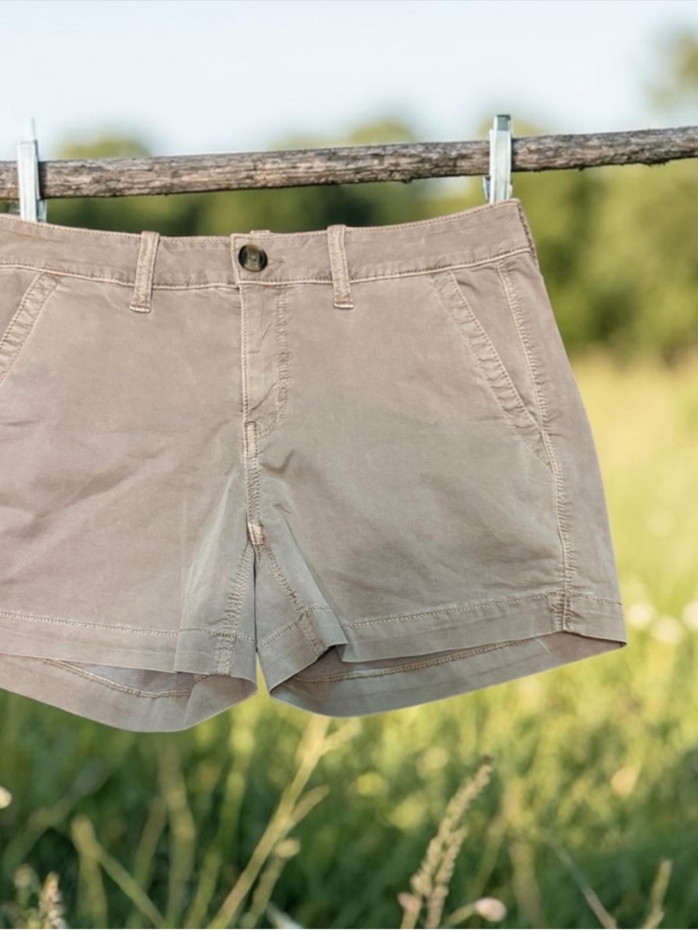 American Eagle Outfitters Women's Beige/Taupe Casual Shorts